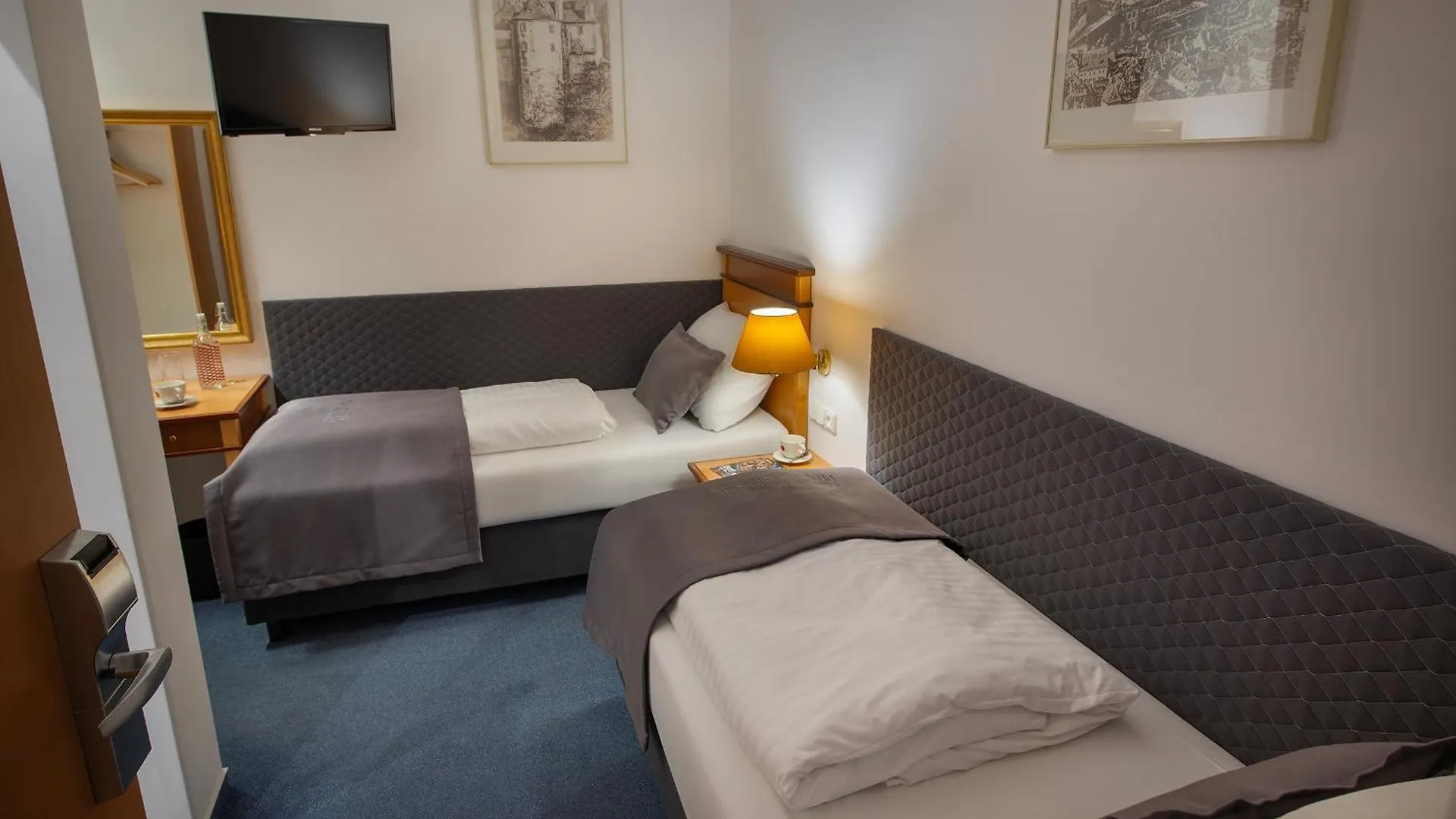 Prague Season Hotel